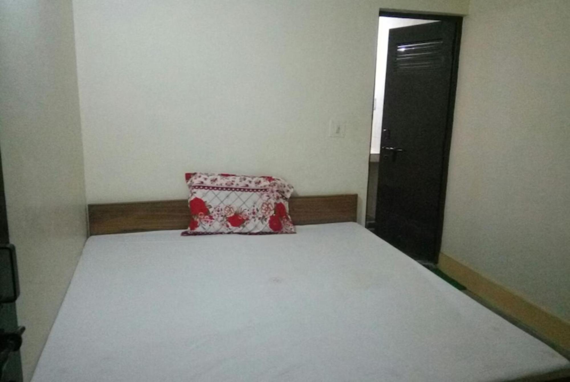 Grg Shanti Guest House Varanasi Near Manikarnika Ghat Luaran gambar
