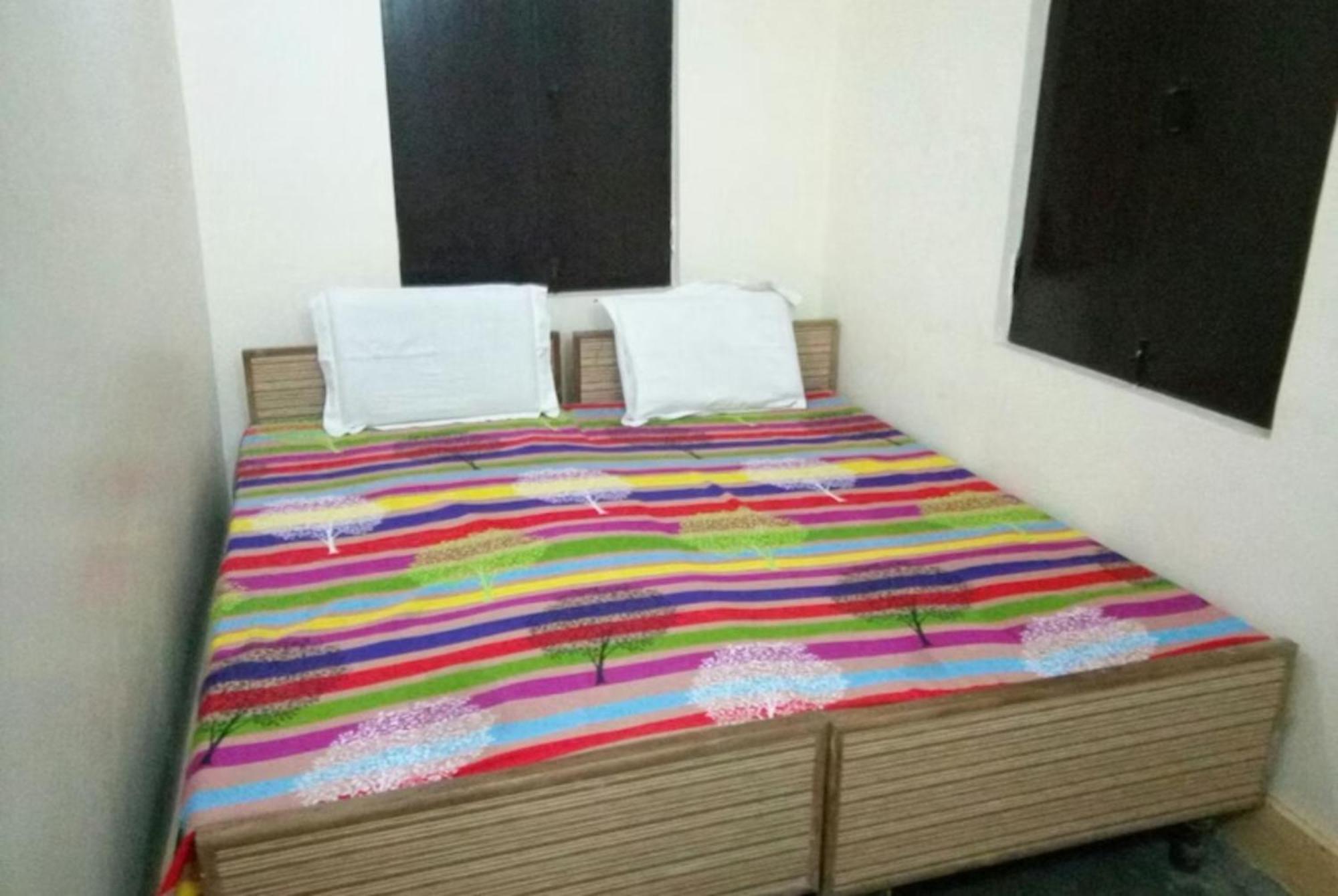 Grg Shanti Guest House Varanasi Near Manikarnika Ghat Luaran gambar