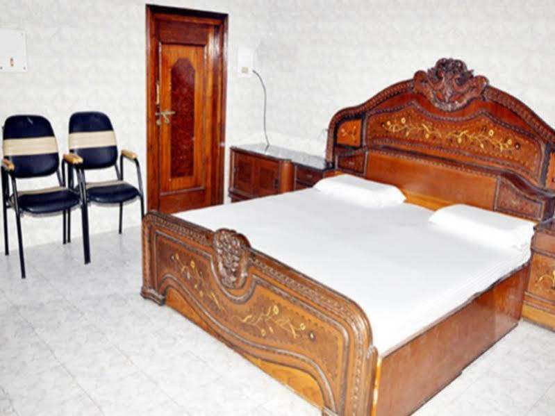 Grg Shanti Guest House Varanasi Near Manikarnika Ghat Luaran gambar